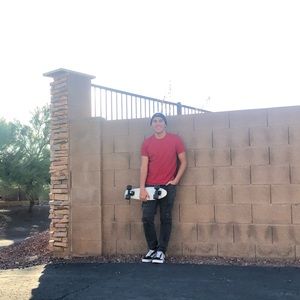 Meet your Posher, Cameron